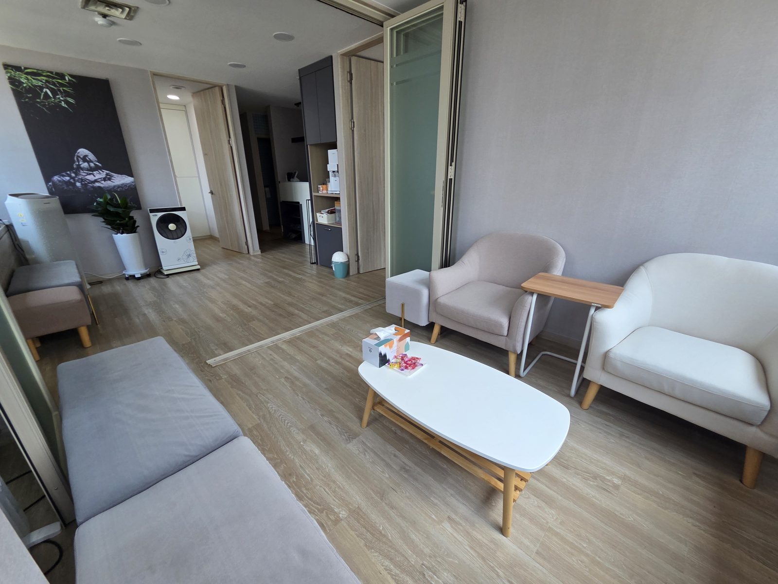 사람과성장 코칭심리상담 강남서초본원 입구 안내판